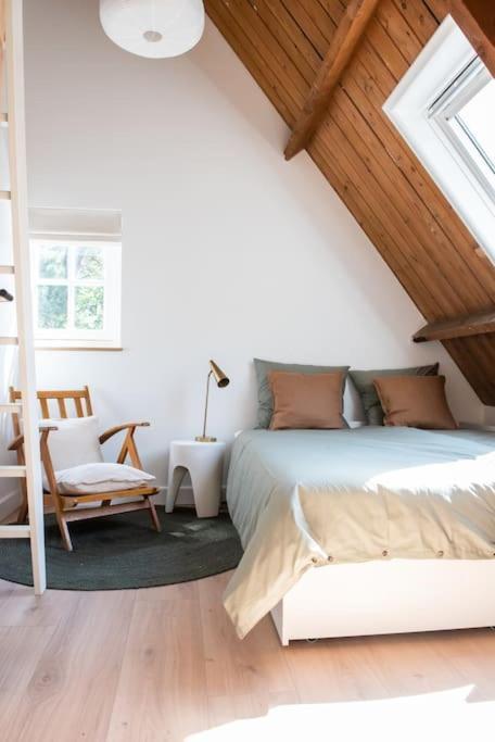 Fantastisch Familiehuis Met Grote Tuin I Bosrijk ルンテレン エクステリア 写真
