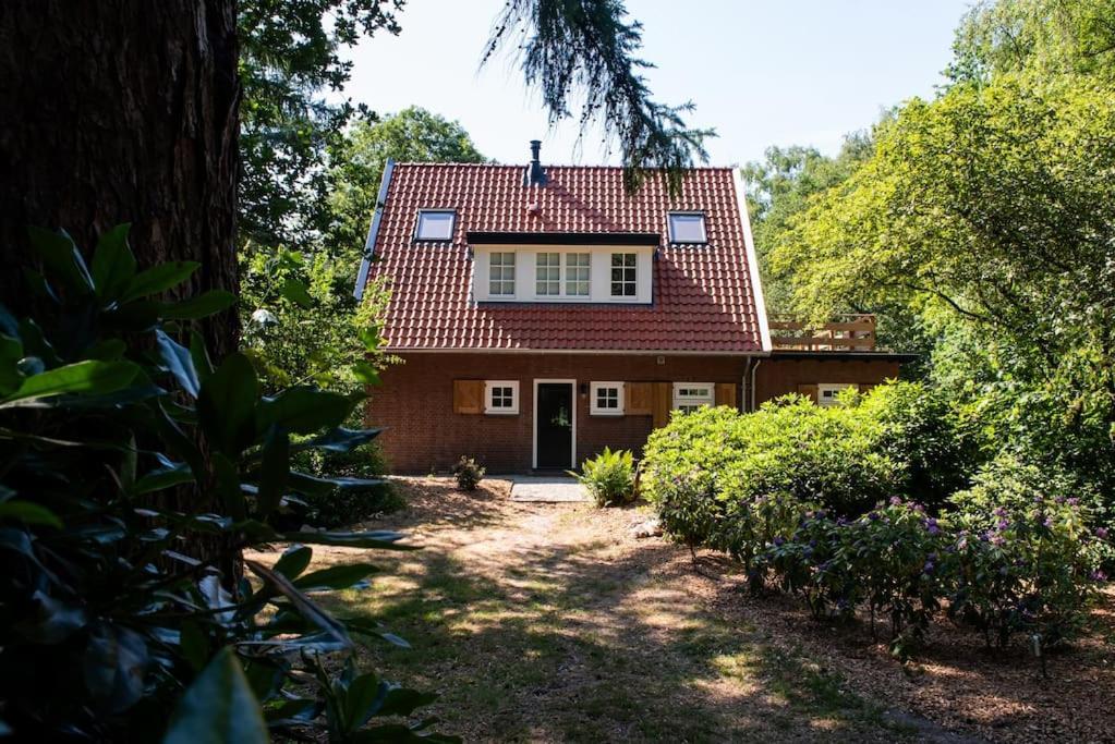 Fantastisch Familiehuis Met Grote Tuin I Bosrijk ルンテレン エクステリア 写真